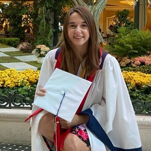 Meet your Posher, Kaya